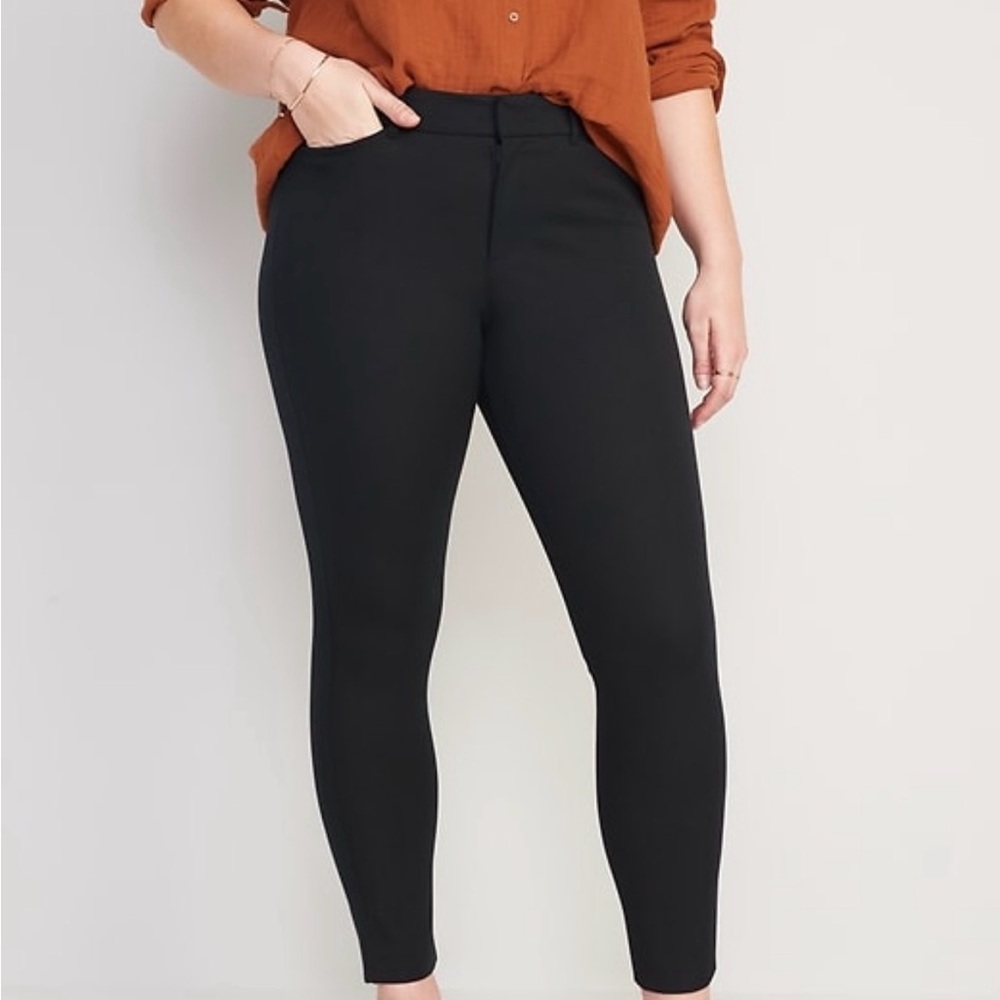 Old Navy Pixie Skinny High-Rise Pants Size 12 – Red / Black / Coral / Olive - Picture 2 of 9